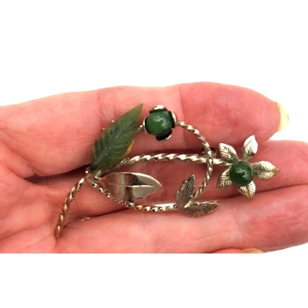 Vintage Green Stones Silver Tone Floral Spray Brooch Pin